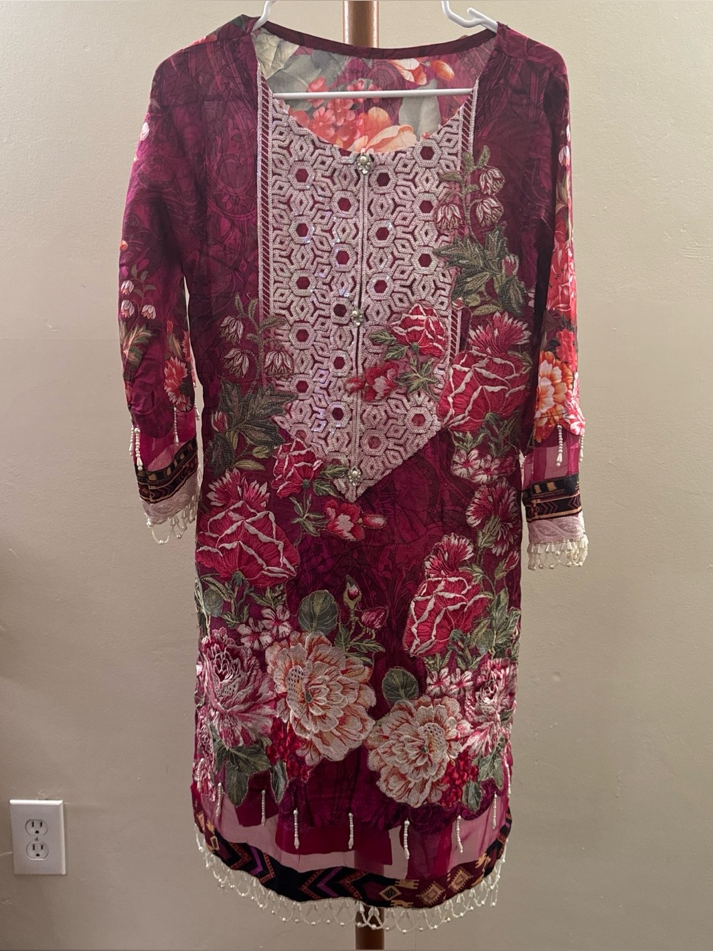 Embroidered Floral Tunic Dress in Deep Berry